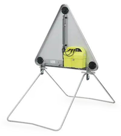 Lighting triangle 700 tri-flash Ø 70 with 12 LEDs • 2 batteries case power supply - Image 3