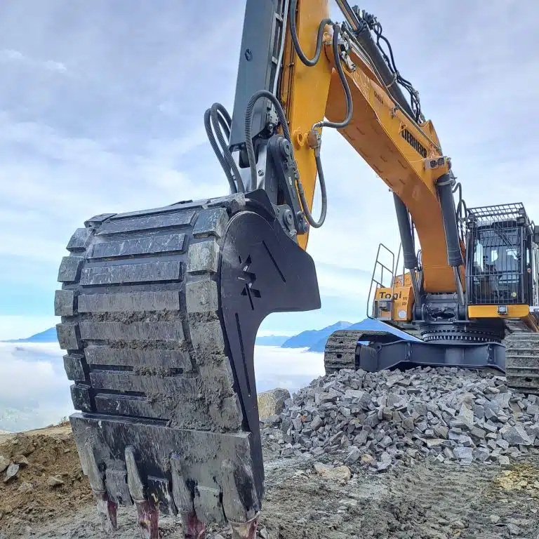 Backhoe bucket XHD