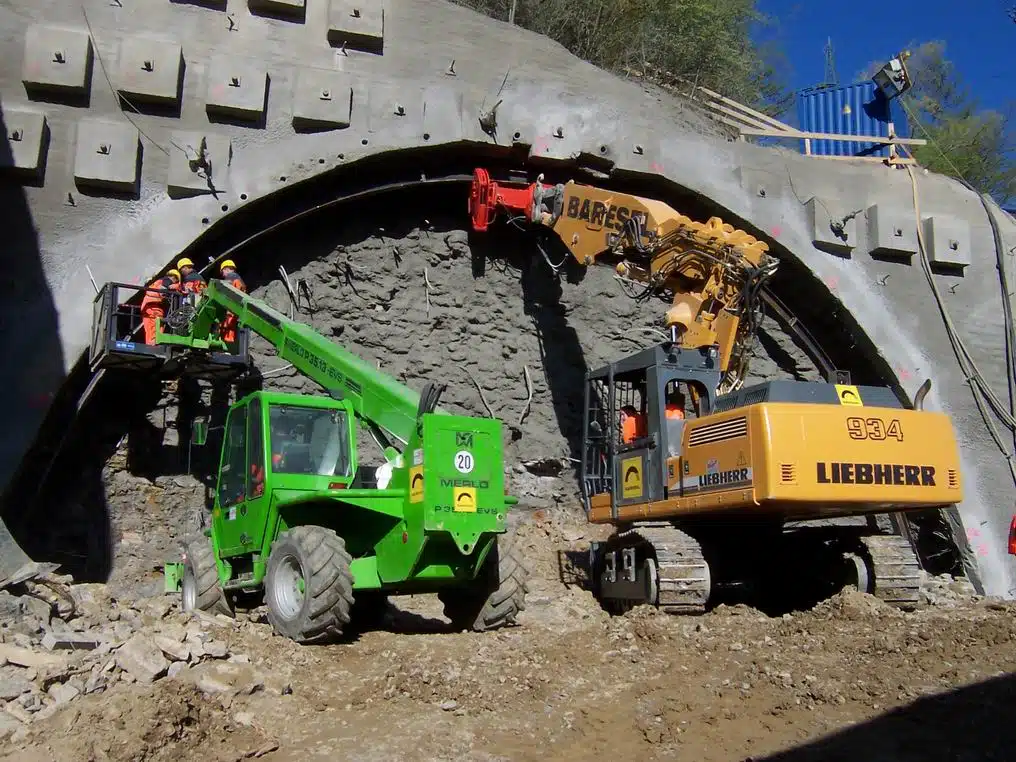 Tunnel arch gripper - Image 4
