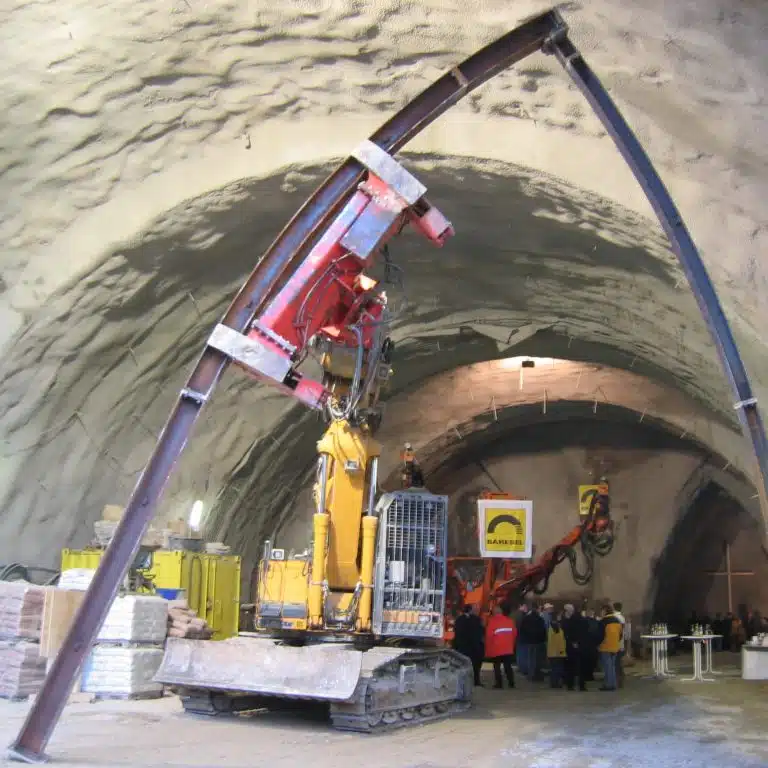 Tunnel arch gripper - Image 5
